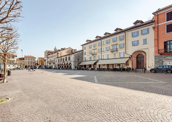 Apartment Syc Favoloso Arona